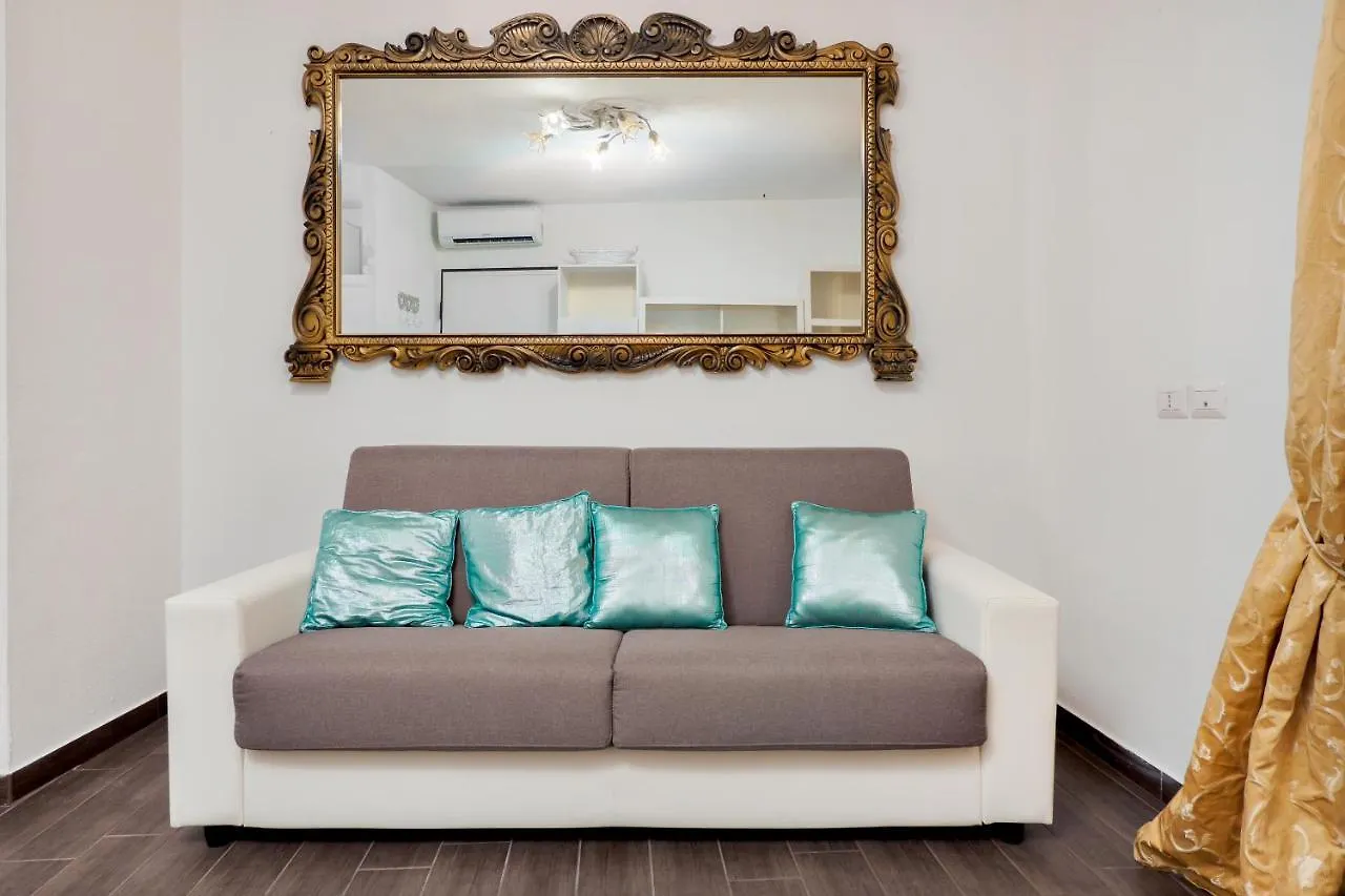 Clara'S House Apartment Olbia