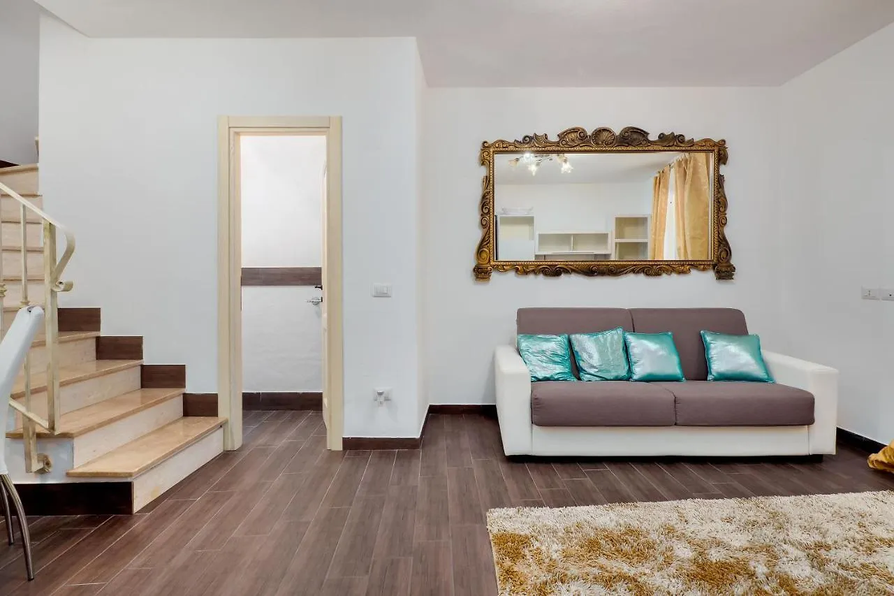 Clara'S House Apartment Olbia