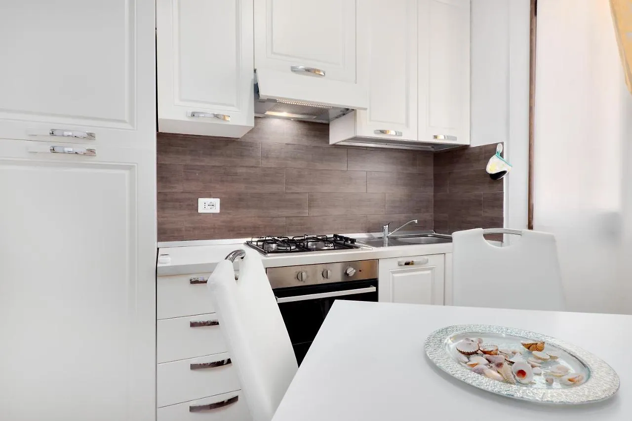Clara'S House Apartment Olbia