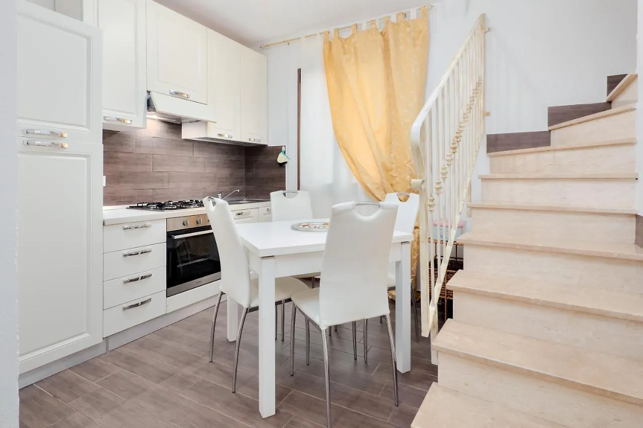 Clara'S House Apartment Olbia